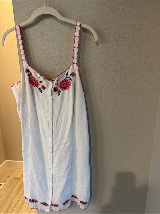 J. Crew Dresses & Skirts - JCrew White Button-Front Sundress with Red and Pink Floral Embroidery.